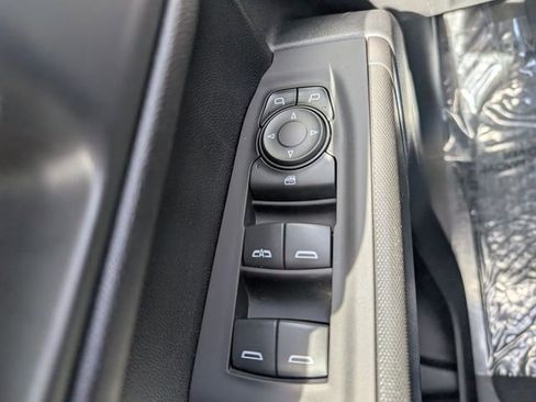 Used 2023 Chevrolet Silverado 1500 Custom image 19