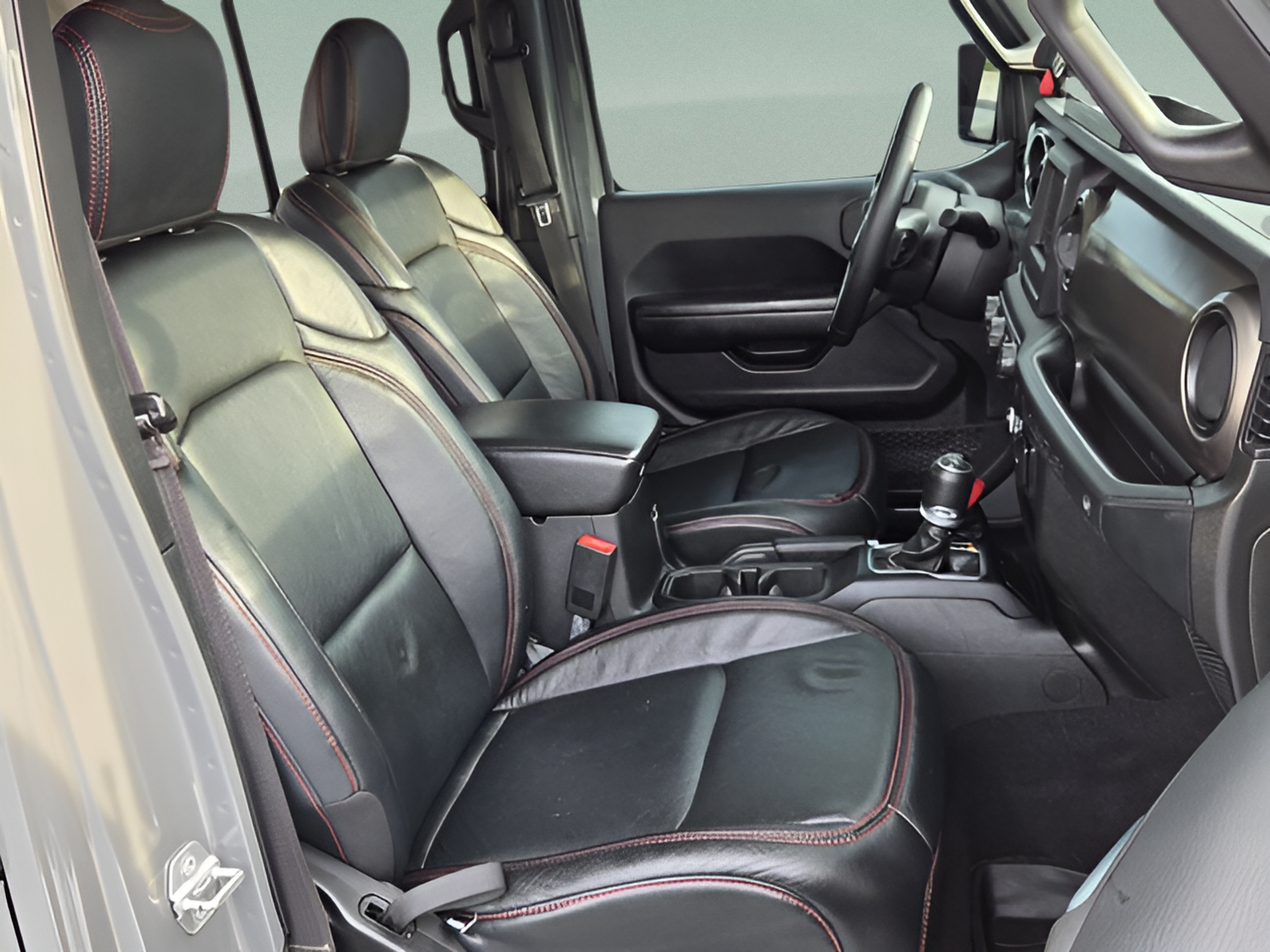 Used 2018 Jeep Wrangler Unlimited Sport S AWD/4WD image 15