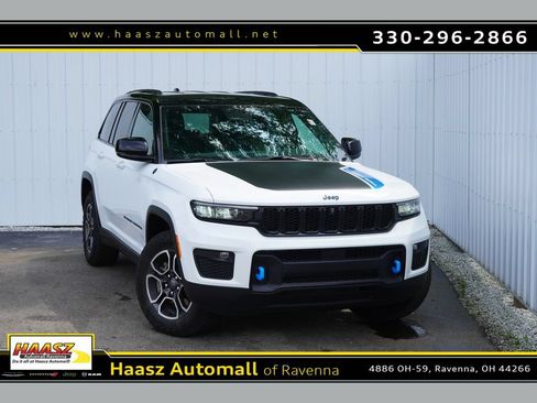 Used 2022 Jeep Grand Cherokee Trailhawk AWD/4WD image 1