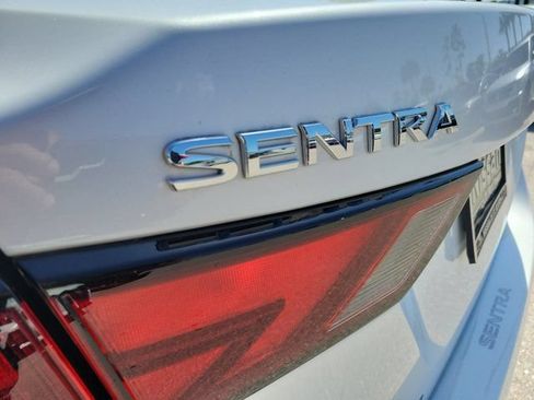 Used 2025 Nissan Sentra SV FWD image 13