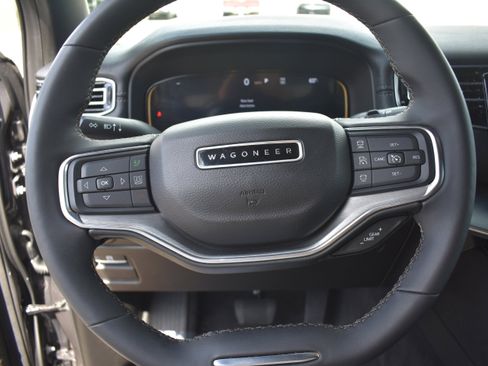 Used 2024 Jeep Wagoneer Series II w/ Convenience Group I image 13
