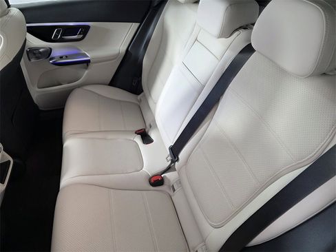 New 2026 Mercedes-Benz GLC 300 image 13