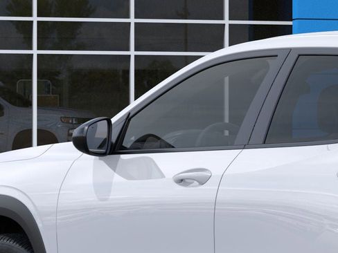 New 2026 Chevrolet Trax RS w/ Driver Confidence Package image 12