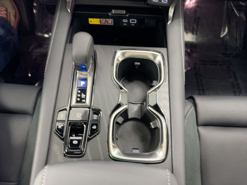 New 2026 Lexus RX 350 AWD image 22