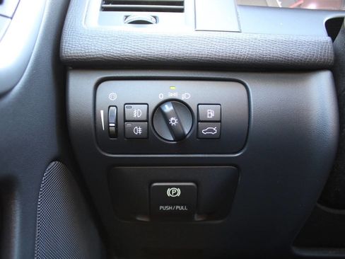 Used 2010 Volvo XC60 3.2 image 43