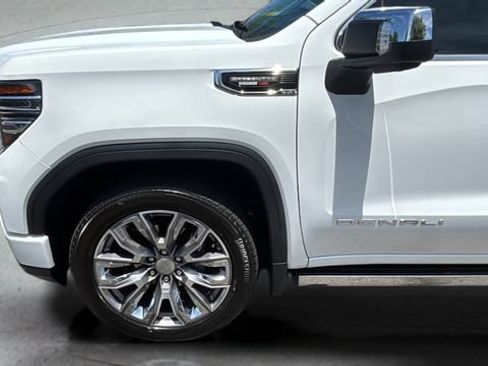 Used 2024 GMC Sierra 1500 Denali AWD/4WD image 35