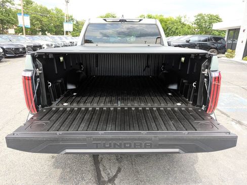 Used 2024 Toyota Tundra Limited AWD/4WD image 42