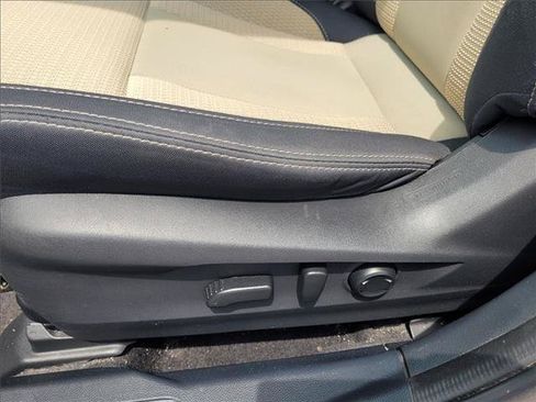 Used 2021 Subaru Outback Premium AWD/4WD image 16