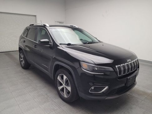 Used 2019 Jeep Cherokee Limited image 13