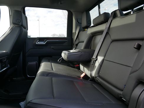 New 2026 GMC Sierra 3500 Denali w/ Denali Reserve Package AWD/4WD image 5