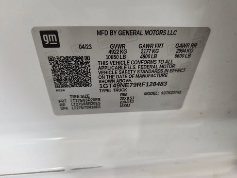 Used 2024 GMC Sierra 2500 SLT w/ SLT Convenience Package image 18