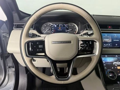 Used 2022 Land Rover Range Rover Velar R-Dynamic S AWD/4WD image 17