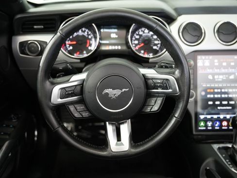 Used 2017 Ford Mustang GT Premium image 12