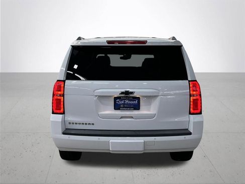 Used 2020 Chevrolet Suburban LT w/ Luxury Package image 11