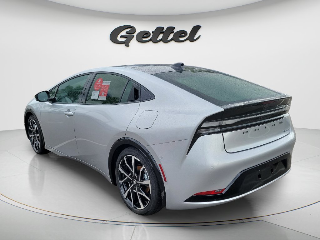 New 2027 Toyota Prius Plug-In Hybrid w/ Limited Premium Package FWD image 7