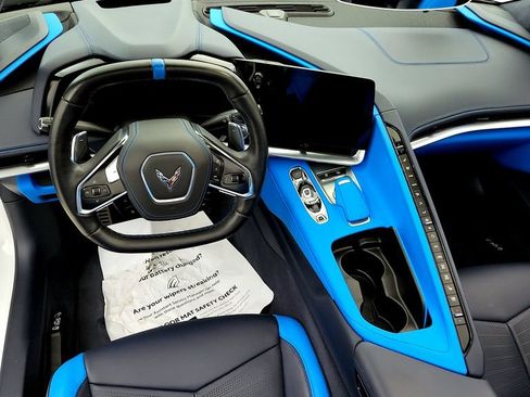 Used 2023 Chevrolet Corvette Stingray Premium Conv w/ 3LT RWD image 23