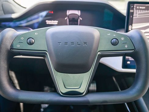 Used 2021 Tesla Model S Plaid AWD/4WD image 24