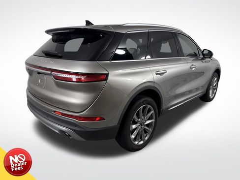 Used 2021 Lincoln Corsair Standard w/ Premium Package image 3