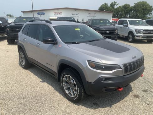 Used 2022 Jeep Cherokee Trailhawk AWD/4WD image 2