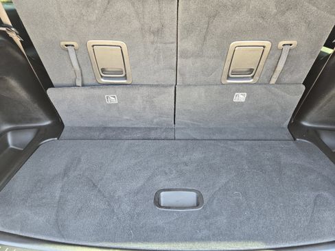 Used 2025 Jeep Grand Cherokee L Laredo RWD image 35