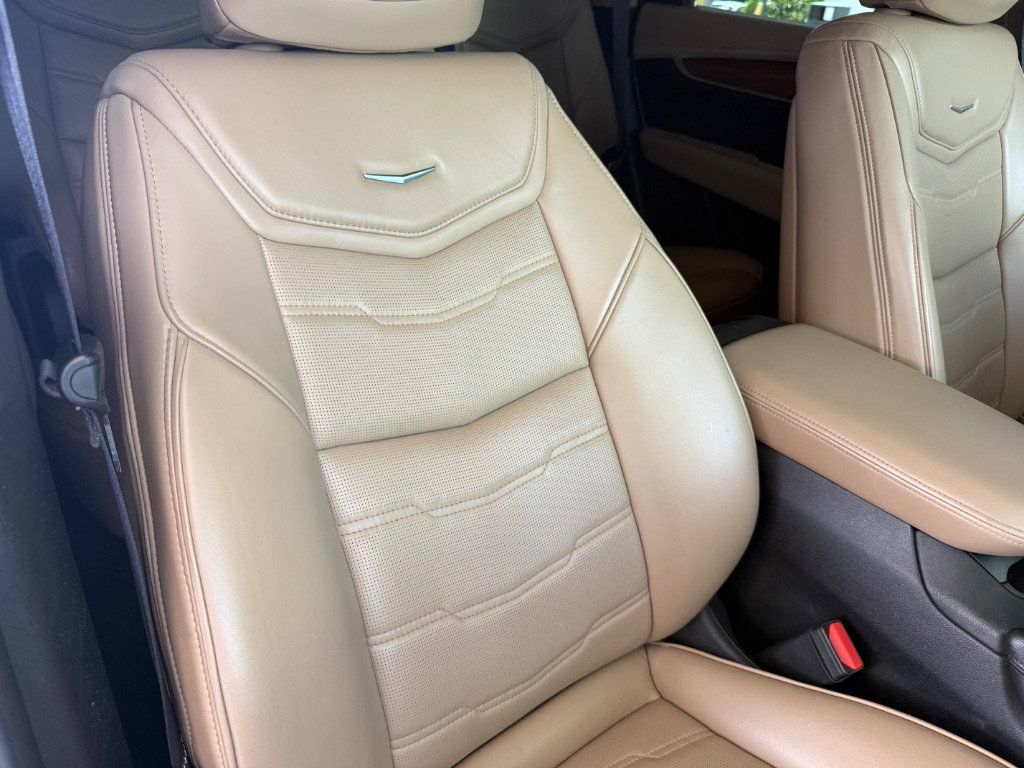 Used 2018 Cadillac XT5 Platinum w/ Driver Assist Package AWD/4WD image 37