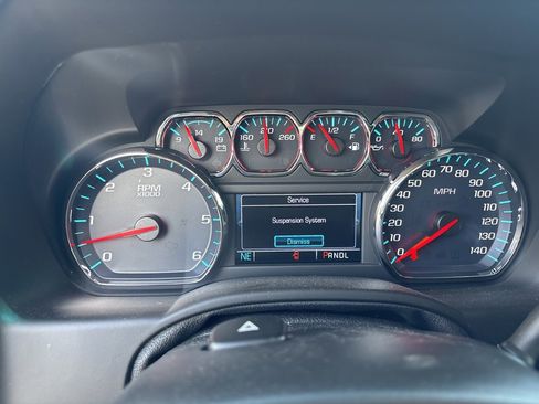 Used 2020 Chevrolet Suburban Premier image 39