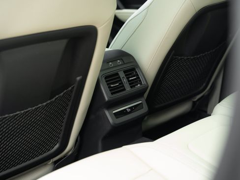 Certified 2025 Audi Q5 Premium AWD/4WD image 22