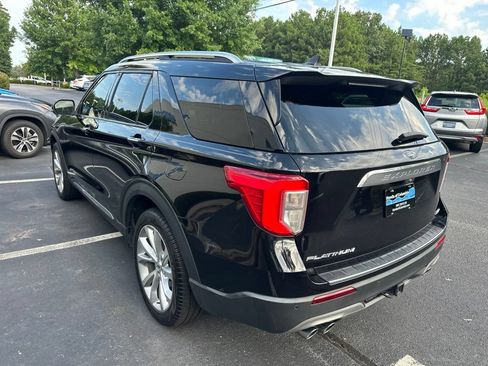 Used 2023 Ford Explorer Platinum w/ Technology Package AWD/4WD image 5