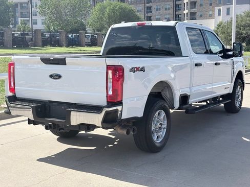 Used 2025 Ford F250 XLT AWD/4WD image 4