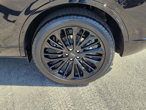 Used 2025 Lincoln Corsair FWD w/ Equipment Group 101A image 11