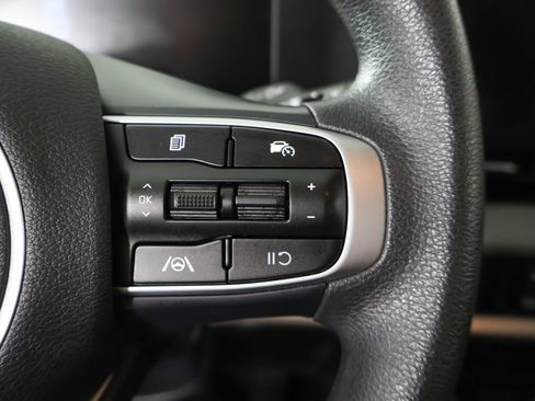 Used 2023 Kia Sportage LX AWD/4WD image 37