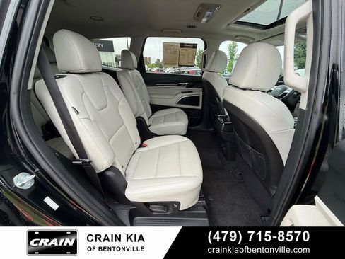 Certified 2024 Kia Telluride S w/ S Sunroof Package AWD/4WD image 27