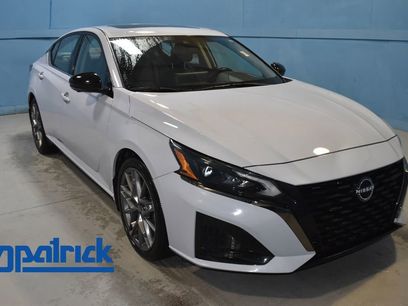 Used 2024 Nissan Altima 2.0 SR