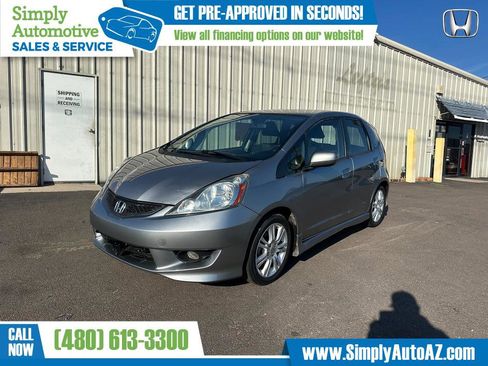 Used 2010 Honda Fit Sport image 1