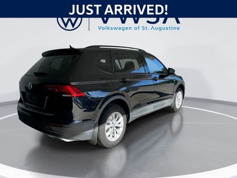Used 2020 Volkswagen Tiguan S image 8