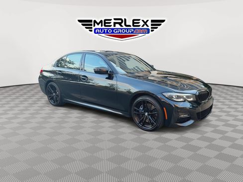 Used 2022 BMW 330i xDrive Sedan w/ M Sport Package AWD/4WD image 2