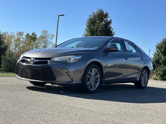 Used 2015 Toyota Camry SE FWD image 17