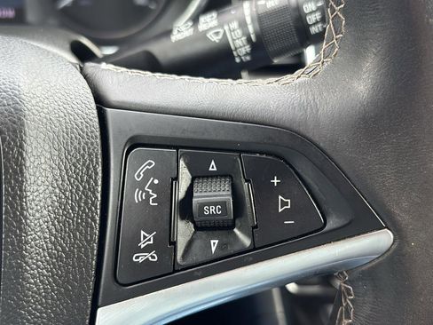 Used 2020 Buick Encore Preferred w/ Safety Package image 27