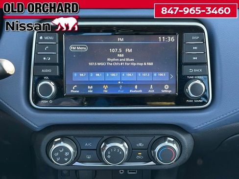 Used 2024 Nissan Versa SV w/ Trunk Package image 17