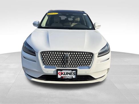 Used 2022 Lincoln Corsair Reserve w/ Equipment Group 201A AWD/4WD image 4