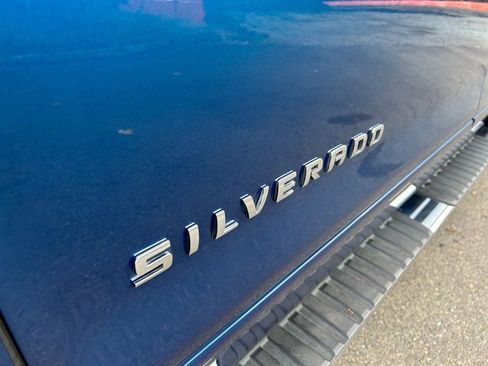 Used 2018 Chevrolet Silverado 1500 LT w/ All Star Edition image 32