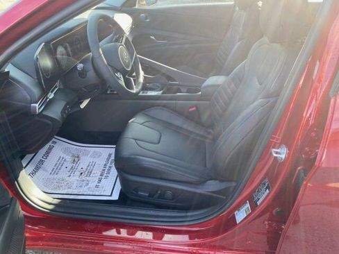 New 2023 Hyundai Elantra Limited image 8