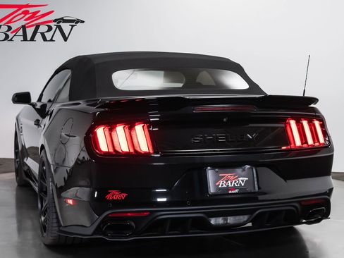 Used 2017 Ford Mustang GT Premium w/ Equipment Group 401A RWD image 21