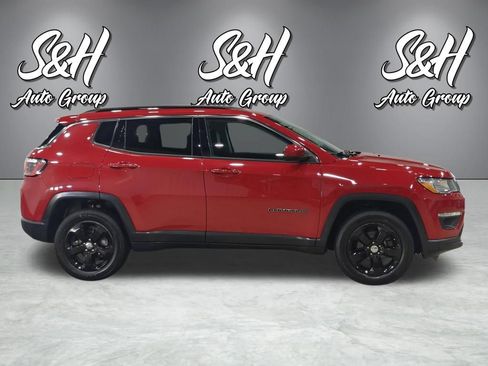 Used 2019 Jeep Compass Latitude AWD/4WD image 18