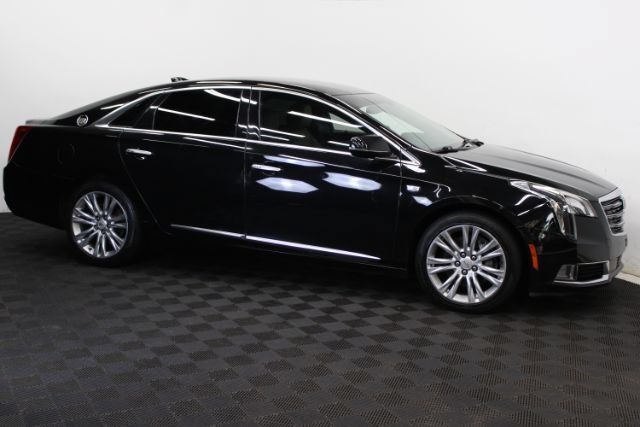 Used 2018 Cadillac XTS Luxury FWD image 4