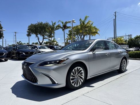 Used 2022 Lexus ES 350 Ultra Luxury FWD image 28