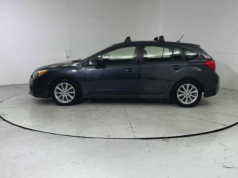 Used 2014 Subaru Impreza 2.0i Premium w/ All-Weather Package w/CVT image 5