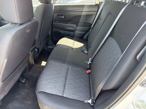 Used 2020 Mitsubishi Outlander Sport ES FWD image 11