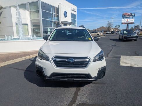 Used 2019 Subaru Outback 2.5i image 10