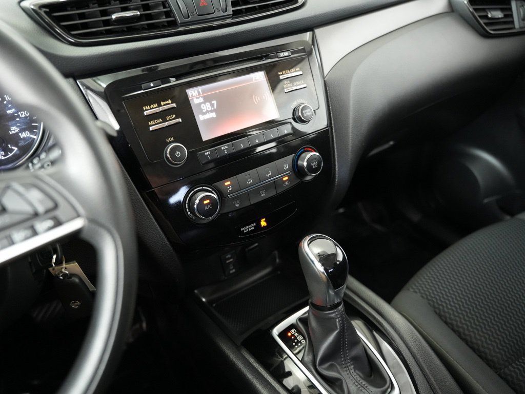 Used 2018 Nissan Rogue Sport S FWD image 18